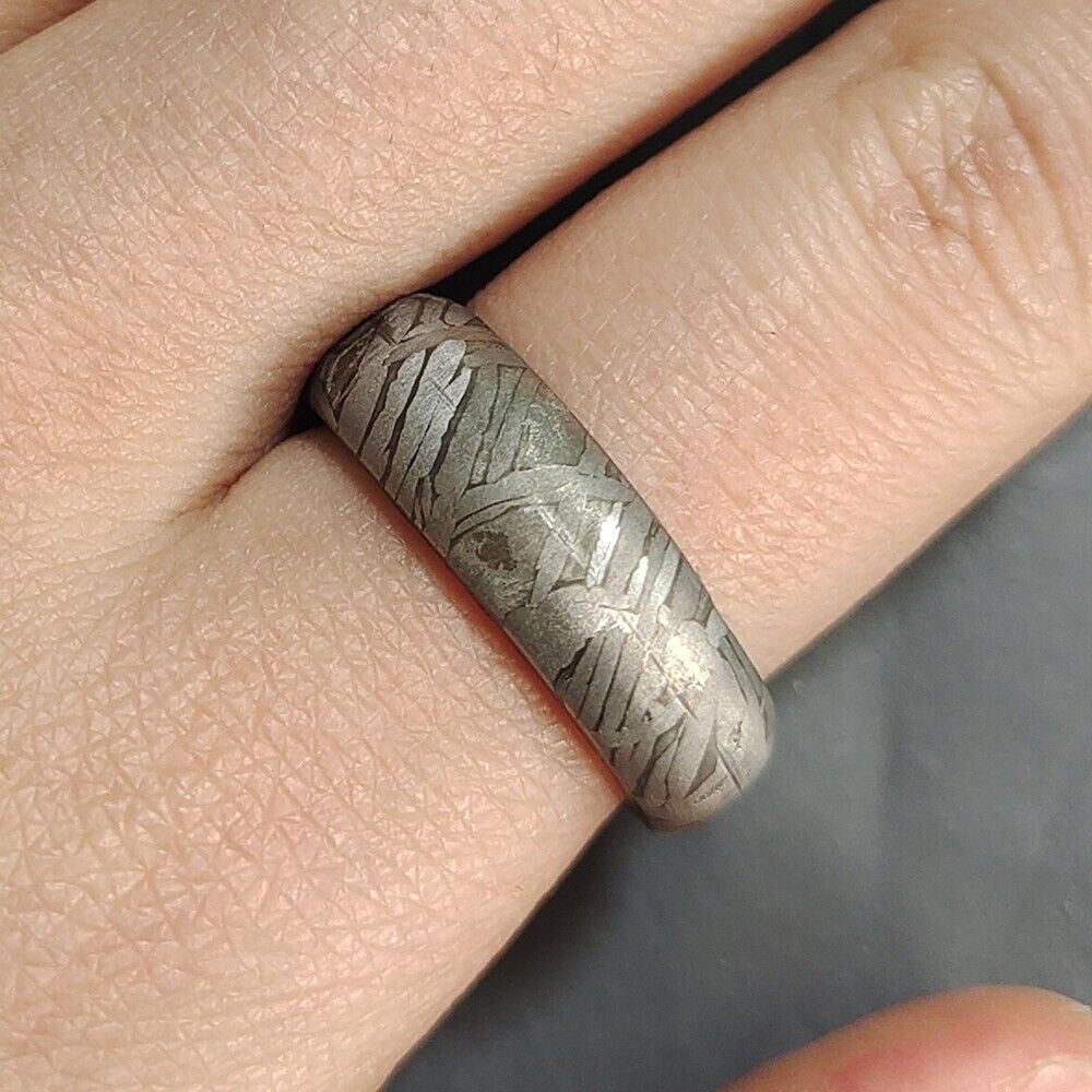 Muonionalusta meteorite ring Meteor Wedding Ring size;8