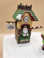 Dept 56 End of the Line North Pole Series 56370 Ticket Booth Figurine picture