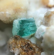 515 CT full&well terminated transparent Emerald crystals on Matrix Panjshir @AFG picture