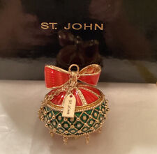 ST JOHN KNIT COLLECTION HOLIDAY ORNAMENT 2015. SWAROVSKI. RARE picture