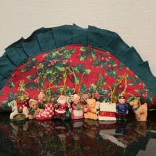 Mini Vintage Christmas Ornaments & Tree Skirt Set 1980s Holiday Miniatures  Sant picture