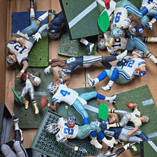 Dallas Cowboys NFL Football Player Figure Lot w/ Bases Field Pieces Accessories picture