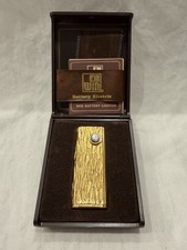 Vintage WIN 8200 Battery Electric Lighter Japan Gold Tone Complete Box Set picture