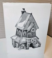 Department 56 NORTH POLE SERIES Santa's Rooming House 56386 Light Christmas picture