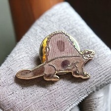 DIMETRODON Metal and Enamel Pin Badge DINOSAUR JURASSIC REPTILE P134 picture
