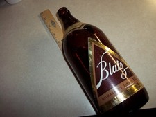 Vintage BLATZ BEER QUART 32 Oz BOTTLE Pabst Brewing Wisconsin Wi Bar Tavern picture