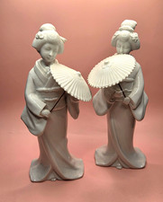 Vintage Whote Porcelain Japanese Geisha Figurine Pair Fan Floral Kimono 9