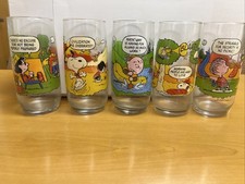 Vintage Complete Set Of 5 McDonald’s Camp Snoopy Glasses Peanuts - 1983 - UNUSED picture