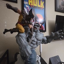 sideshow collectibles grey hulk vs wolverine maquette picture