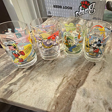McDonald's Walt Disney World 100 Years of Magic Glasses Set, Disney picture