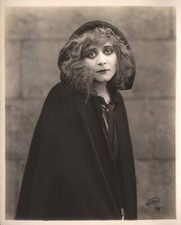 THEDA BARA - That Haunted Look - Early Film Star - 5 x 7 inch Photo Print picture