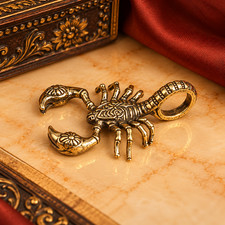 Mini Vintage Brass Scorpion Statue Ornament Animal Collectible Insect Art Cute picture
