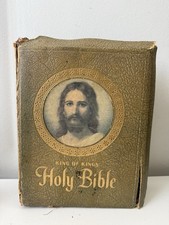 1959 King of Kings Holy Bible Clarified Edition, Gold Cover, Illustrated Vintage picture