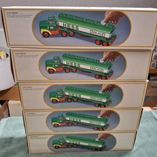 Vintage 1984 Hess Toy Truck Tanker Bank Working Lights Original Packaging picture