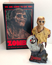 Trick or Treat Studios Zombie 1:4 Scale Collector Bust Statue, Horror picture