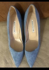 Manolo Blahnik BB 90 Pumps Cornflower Baby Blue Suede Pointed Toe Size 40 US 10 picture