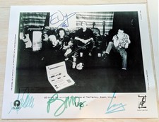 U2 SIGNED RARE 1988 RATTLE & HUM/1993 ZOOTOPIA W/AUTHENTIFICATION picture