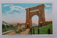 YELLOWSTONE NATIONAL PARK Postcard 