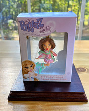 Bratz On Ice Maribel Hip Holiday Ornament Christmas Tree Doll 2006 MGA NIB New picture