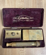 Vintage 1918 Gold Tone Gillette Safety Razor In Case w/ new blades READ picture