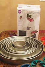Round Cake Pans Wilton Performance for Baking Wedding Tier, Wilton Gum Paste Set picture