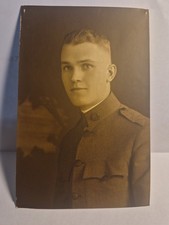 WWI US Army Enlisted Soldier Uniformed Portrait Photo Antique Military picture