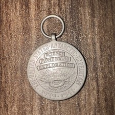 1939 Medal Antarctic Expedition picture