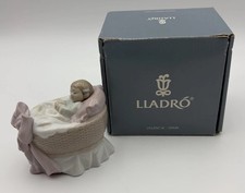 Lladro 6977 A New Treasure (Girl) w/ Original Box & Papers - Brand New Condition picture