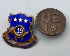 WWII 19th Infantry Regiment Enlisted Disc & The Rock Of Chickamauga DI Unit Pin picture
