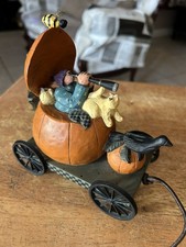 Vintage 1999 Williraye Studio Witch In Pumpkin Cats Bee Cart Halloween Decor  picture