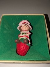 Vintage 1980's American Greetings Christmas Strawberry Shortcake Ornament picture