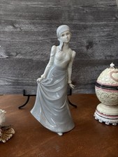 1984 Arnart Conte KPM Woman Figurine 10-1/2