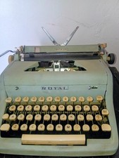 Vintage 1950’s Royal Quiet De Luxe Blue  Typewriter WORKS picture