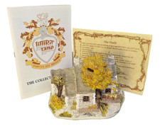 Lilliput Lane Masterpieces - Brecon Bach with box complete picture