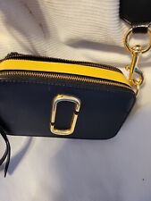 marc jacobs snapshot crossbody picture