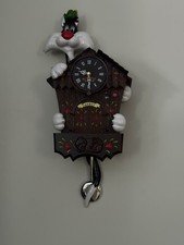 ThinkTek Looney Tunes Tweety & Sylvester Talking Animated Wall Clock 2001 1625 picture