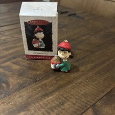 Vtg 1994 Hallmark Christmas Keepsake Ornament The Peanuts Gang Lucy w/Football picture