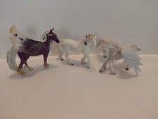 Schleich Am Limes 69 Pegasis & 2008 Safari Unicorn & 2007 Pegasus Lot Of 3 picture