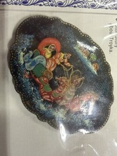 Vintage Russian Oval Lacquered  Brooch Pin  Palekh Troika Horse Slay picture