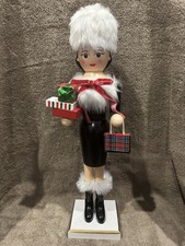 Nutcracker Shopping Girl Woman 14