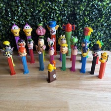 Huge PEZ Dispenser Lot 25 Loose – No Foot, Muppets, Looney tunes , Vintage picture