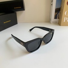 Balenciaga Square Unisex UV Protection Driving Sunglasses picture