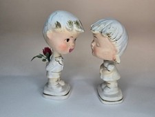 Vintage Enesco Ceramic Kissing Couple Bobblehead Figurines picture