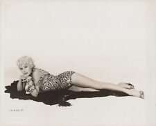 RHONDA FLEMING LOST IN LEOPARD SKIN ORIGINAL 1945 LEGGY CHEESECAKE Photo C33 picture