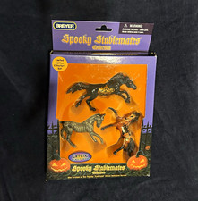 Breyer Spooky Stablemates Cryptic Collection 3 Horse Model Set, Plastic picture