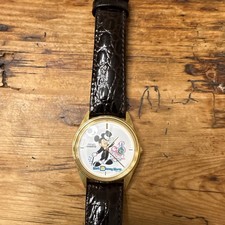 Seiko Quartz Mickey Mouse Walt Disney World 1989 Disney Wristwatch picture