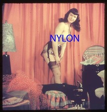 RARE VINTAGE 1950s 3-D STEREO COLOR SLIDE OF A NUDE BETTIE PAGE BY ALLEN COBERT picture
