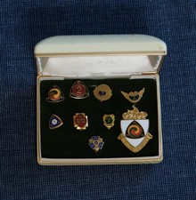 Vtg 1940's 1941 AMA Motorcycle Gypsy Tour 9 Pin Group Box Harley Indian Club Hat picture