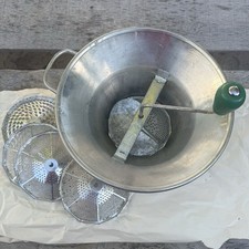Vintage Louis Tellier LT3 No. 3 hand-crank rotary food mill, made in France A55 picture