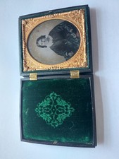 UNION CASE with AMBROTYPE PHOTO In PINCHBECK Antique Photo Frame 19th Century . picture